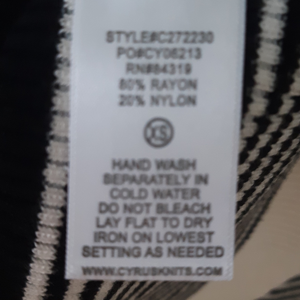 Black and White Striped Women's Sweater - Picture 5 of 5